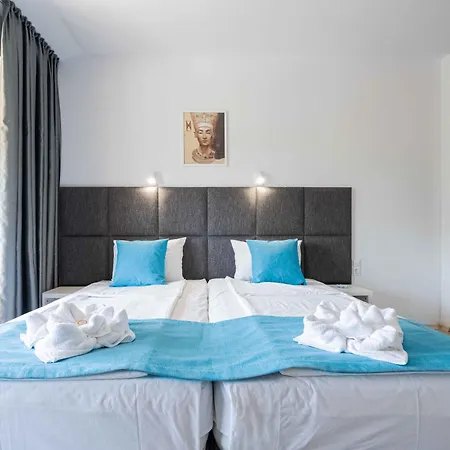 Първа Линия Хотел С Адрес К-С Реджина Маре Царево