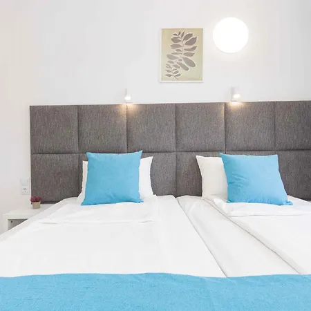 מלון Първа Линия Хотел С Адрес К-С Реджина Маре Царево