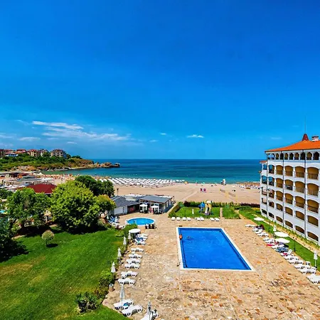 Първа Линия Хотел С Адрес К-С Реджина Маре Царево מלון 3*