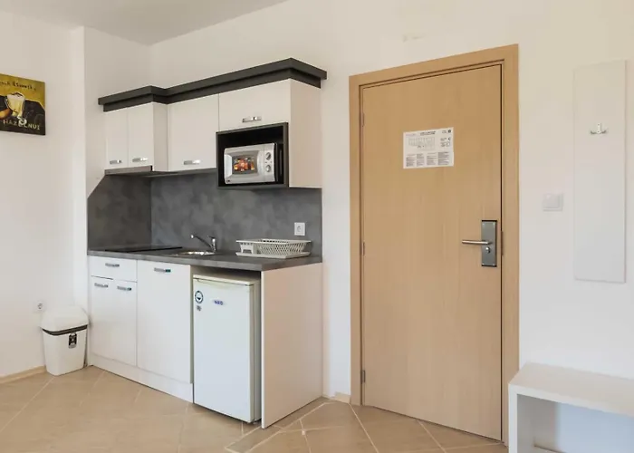 Regina Mare Beach Apart Hotel