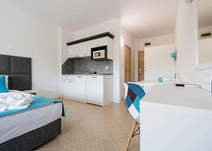 Regina Mare Beach Apart Hotel Zarewo