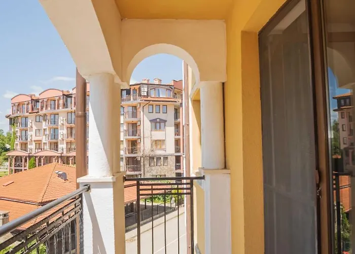 Regina Mare Beach Apart Hotel 3* Zarewo