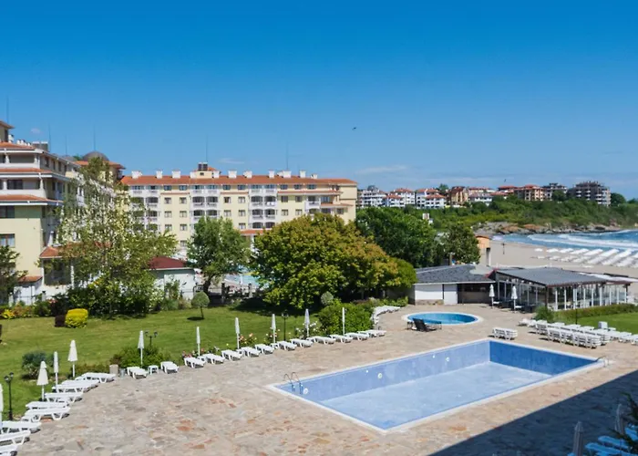 Regina Mare Beach Apart Hotel 3* Zarewo