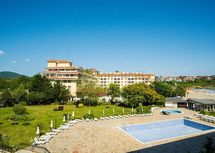 Hotel Regina Mare Beach Apart Hotel 3*
