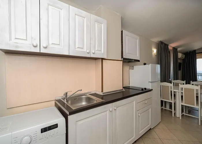 Hotel Regina Mare Beach Apart Hotel Zarewo