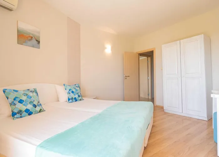 Hotel Regina Mare Beach Apart Hotel