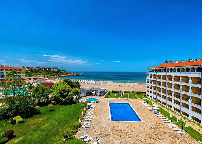 Regina Mare Beach Apart Hotel Hotel 3*