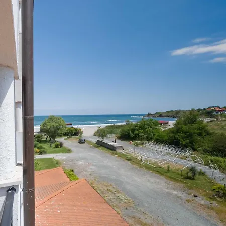 Първа Линия Хотел С Адрес К-С Реджина Маре Царево Tsarévo