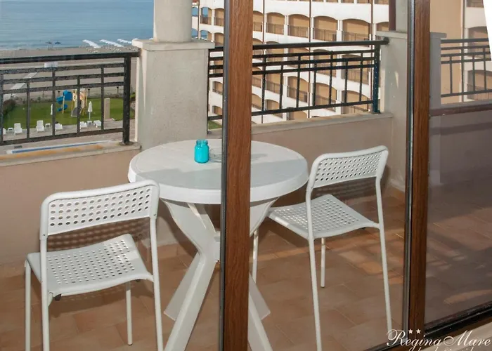 Първа Линия Хотел С Адрес К-С Реджина Маре Царево Hotel 3*