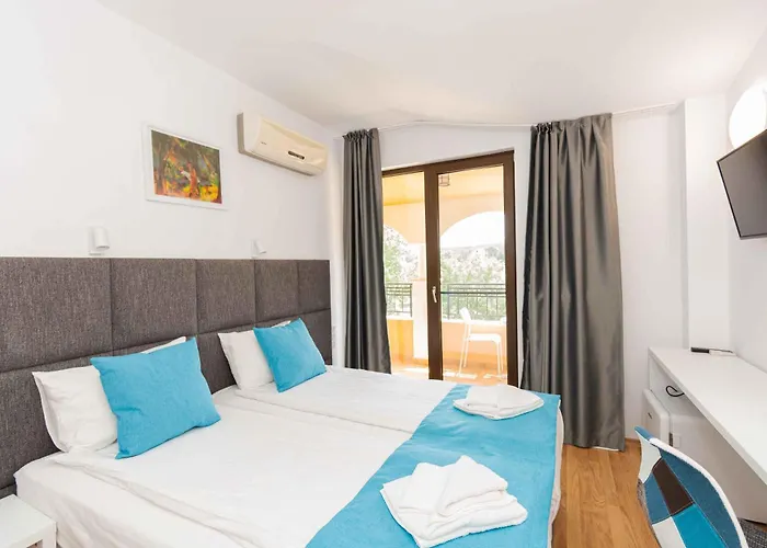 Hotel Първа Линия Хотел С Адрес К-С Реджина Маре Царево Carevo