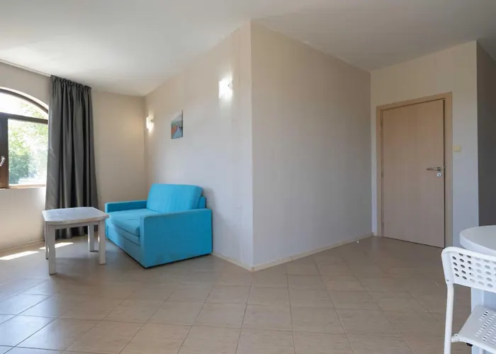 Първа Линия Хотел С Адрес К-С Реджина Маре Царево 3*