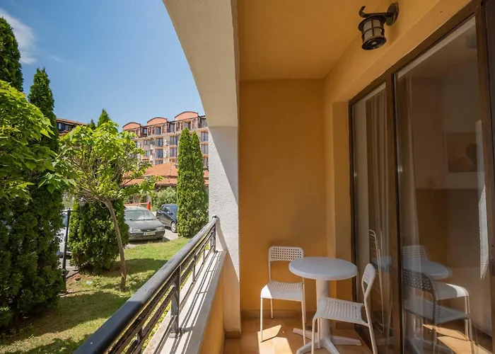 Първа Линия Хотел С Адрес К-С Реджина Маре Царево Hotel 3*