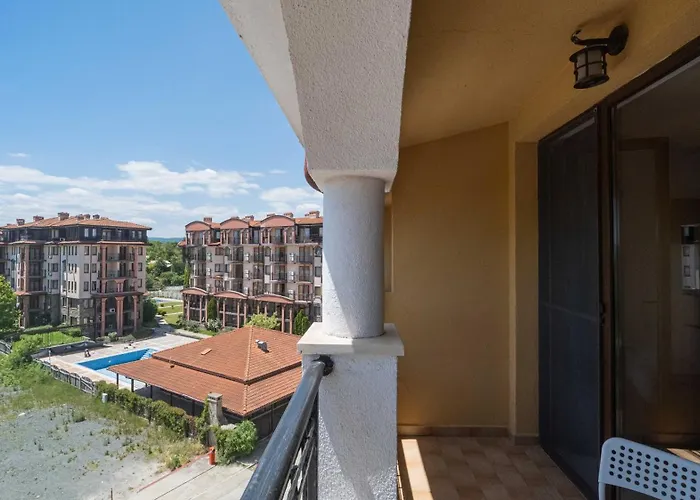 Първа Линия Хотел С Адрес К-С Реджина Маре Царево Hotel