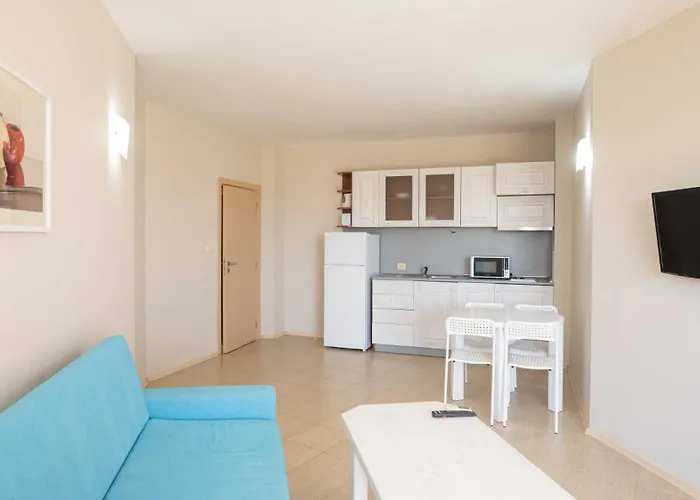 Първа Линия Хотел С Адрес К-С Реджина Маре Царево Hotel