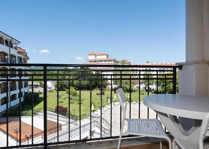 Първа Линия Хотел С Адрес К-С Реджина Маре Царево Hotel